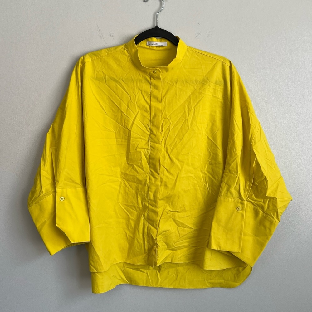 Carolina Herrera Size S • Yellow Boxy Casual Cotton Button Down Blouse.